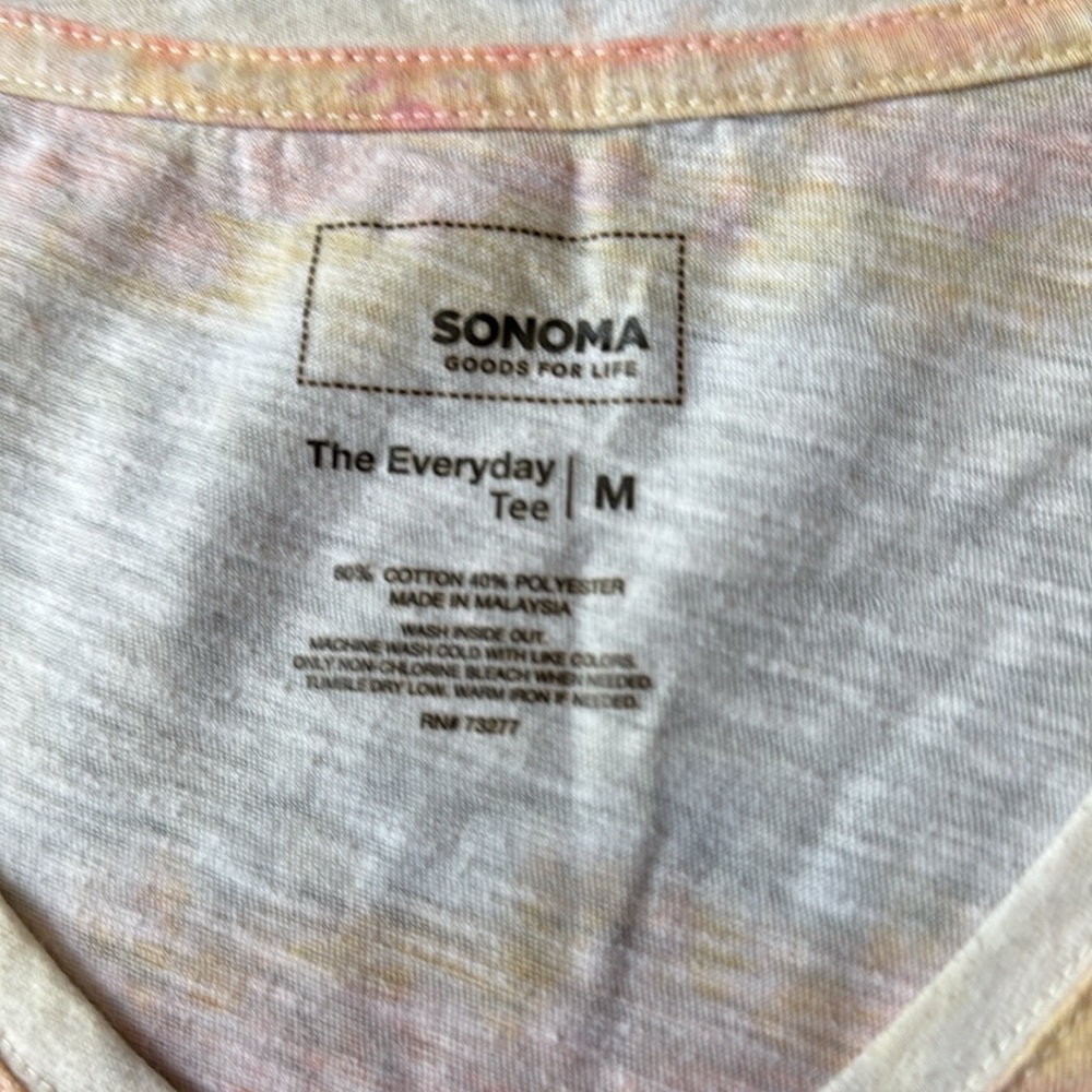 Women's Tie-Dye V-Neck Top - Picture 2 of 6